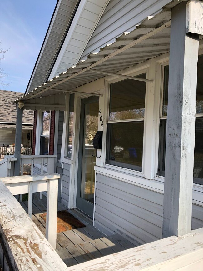Building Photo - Charming 1920s Bungalow Steps from Downtow...