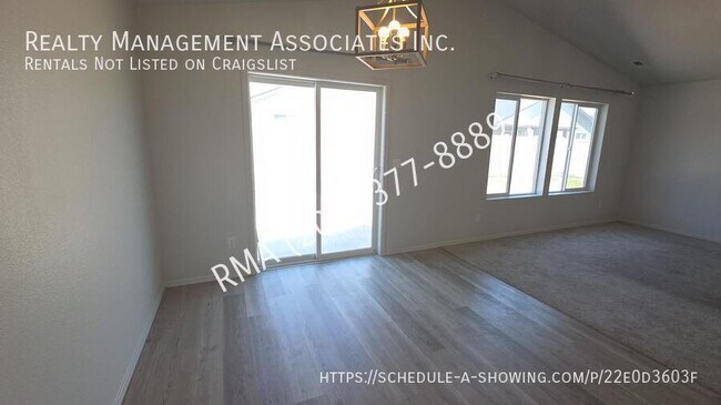 Foto del edificio - 13127 S Catawba River Ave