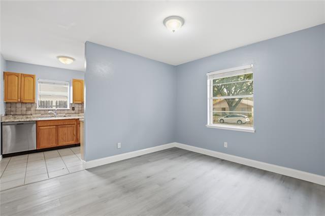 Foto del edificio - 3721 McKinley Dr