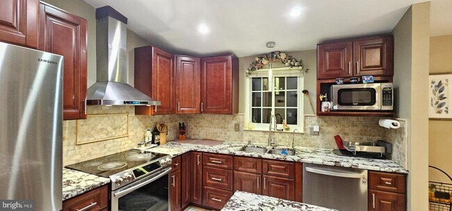 Foto del edificio - 4033 Pickstone Dr