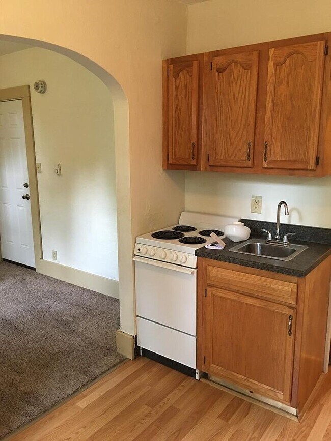 506 N McKean St Unit 3, Butler, PA 16001 Apartments in Butler, PA