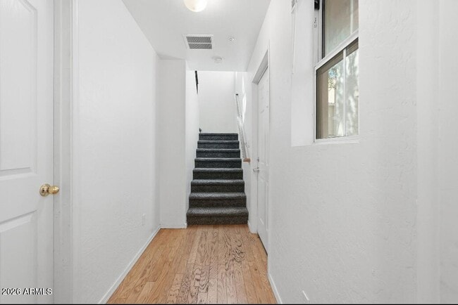 Building Photo - 161 W Campbell Ct