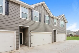 Building Photo - 564 Solomon Ln