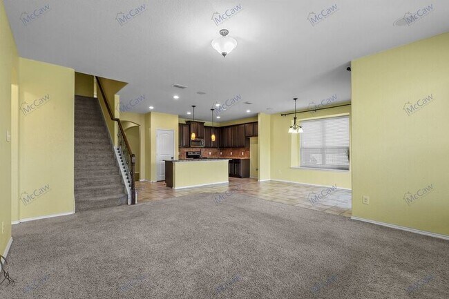 Foto del edificio - 3741 Peach Blossom Rd