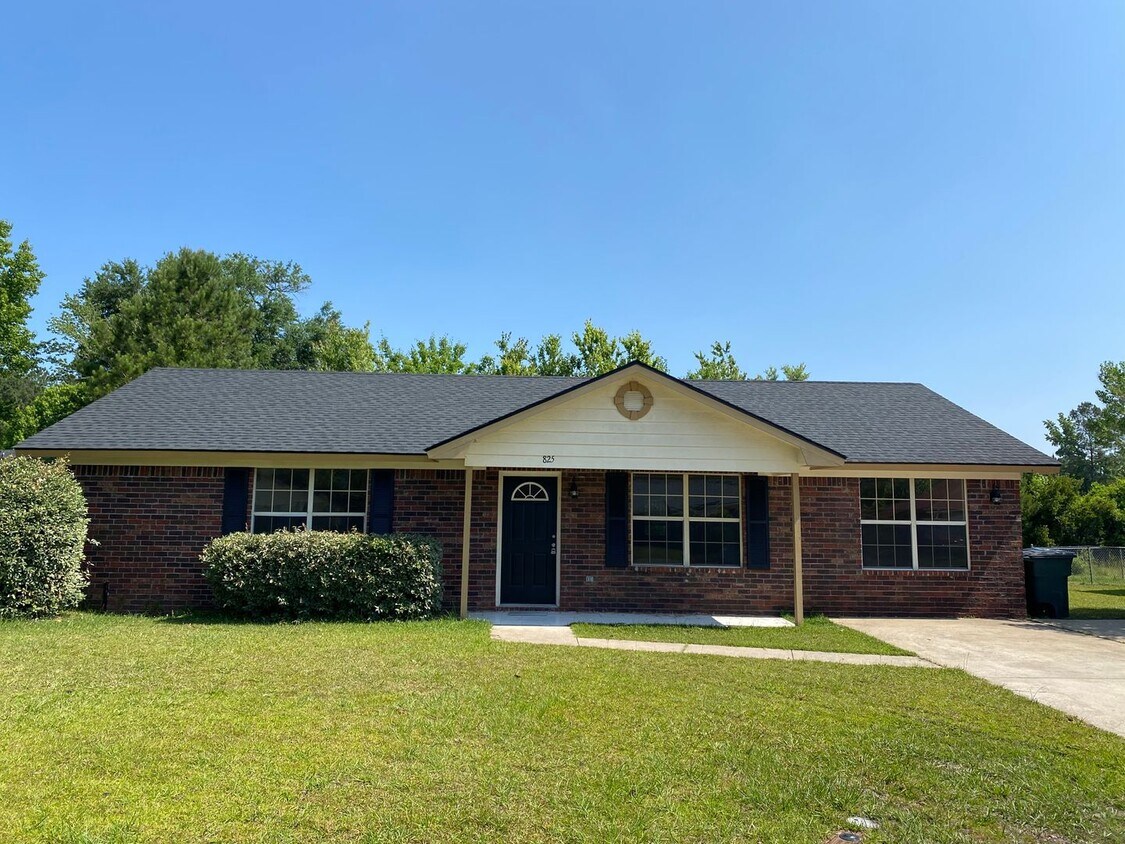 Foto principal - 825 Kiln Ln