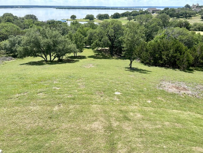 Foto del edificio - 26035 Heartwood Dr