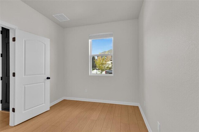 Building Photo - 106 Pinyon Pine Pass