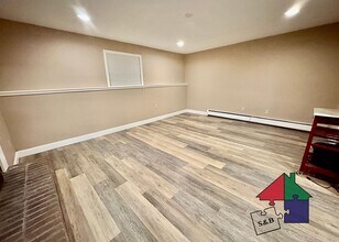 Building Photo - 276 Locust Hill Rd