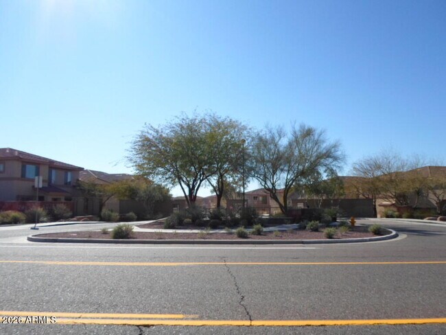 Foto del edificio - 42424 N Gavilan Peak Pkwy