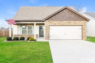 Building Photo - 336 Providence Dr