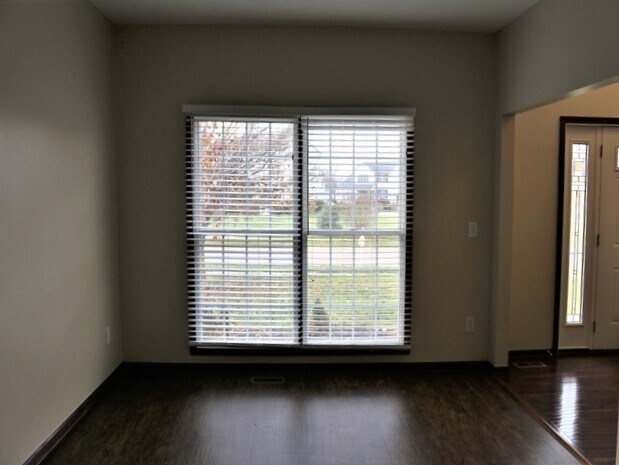 Building Photo - 9152 Appaloosa Dr