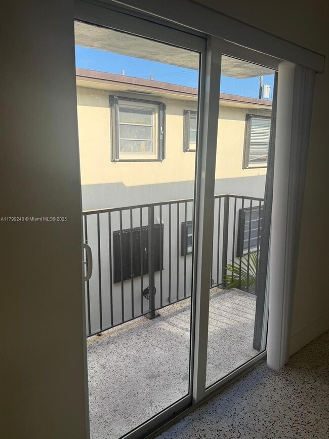 Foto del edificio - 458 E 31st St