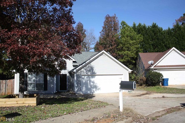 Building Photo - 827 Sweetwater Way