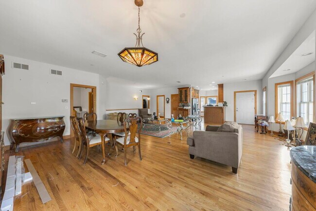 Foto del edificio - 1537 Queen Ann Ln