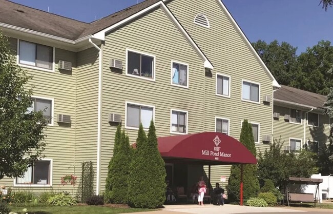 Building Photo - 460 W Russell St