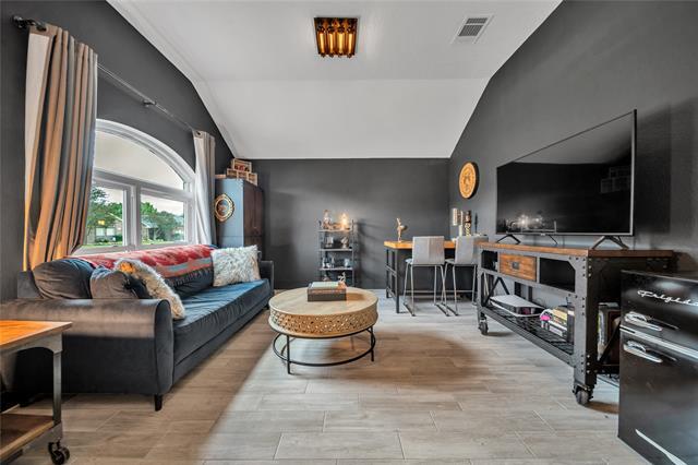 Foto del edificio - 2604 Hackberry Creek