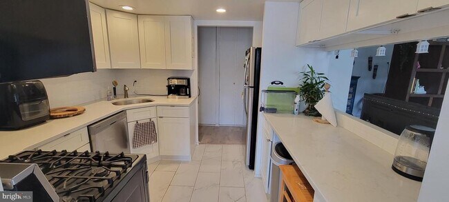 Foto del edificio - 1326-42 Spruce St