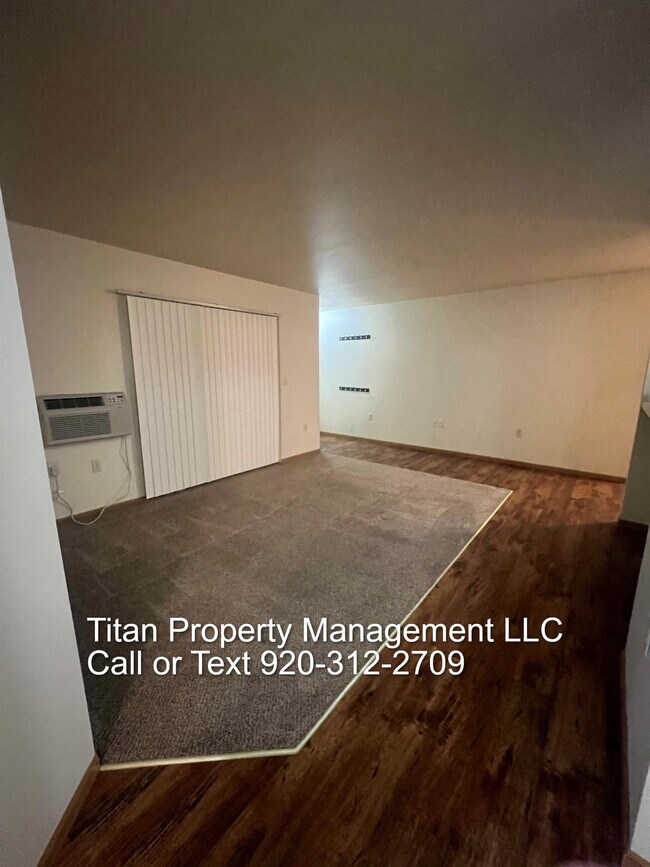 Building Photo - 1730 Robin Ave