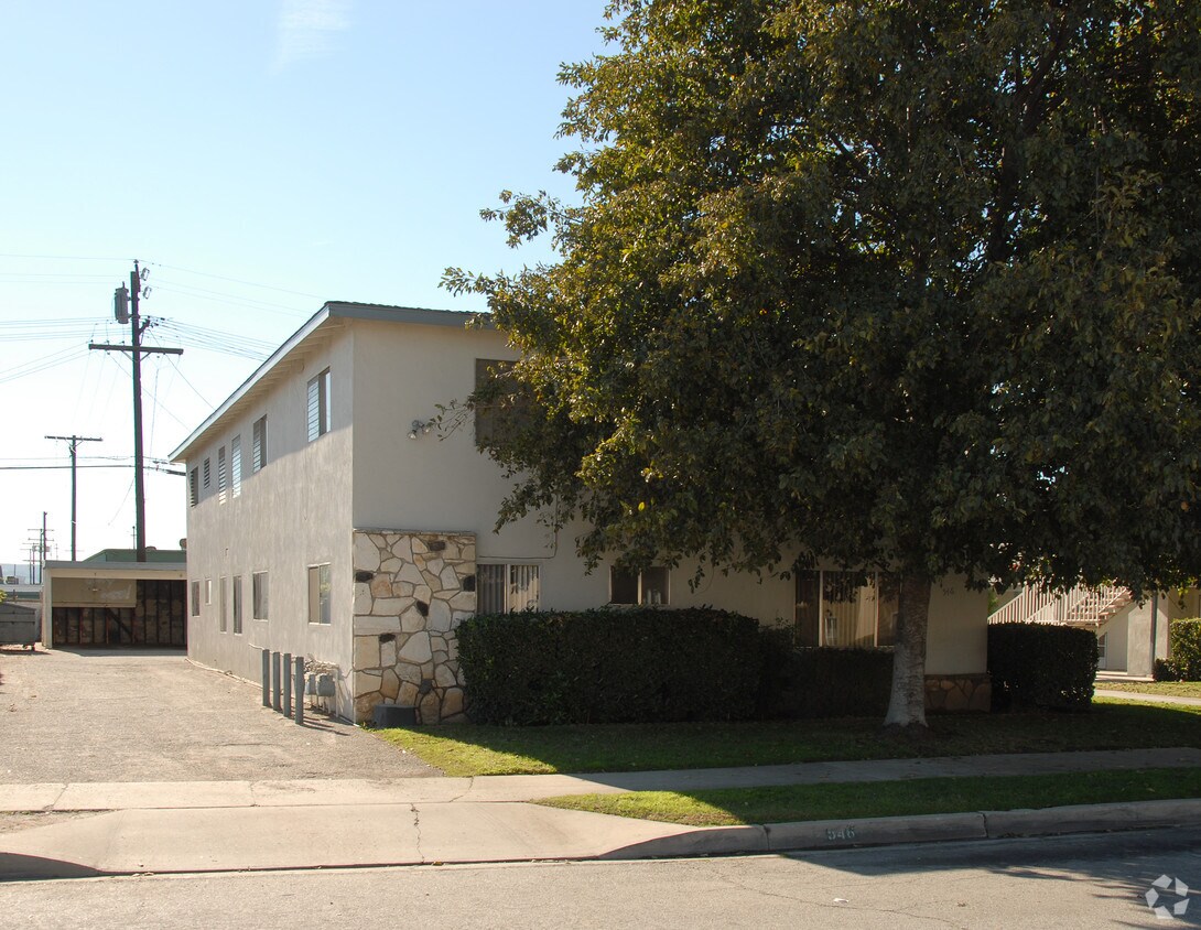 Building Photo - 546 Hurst St