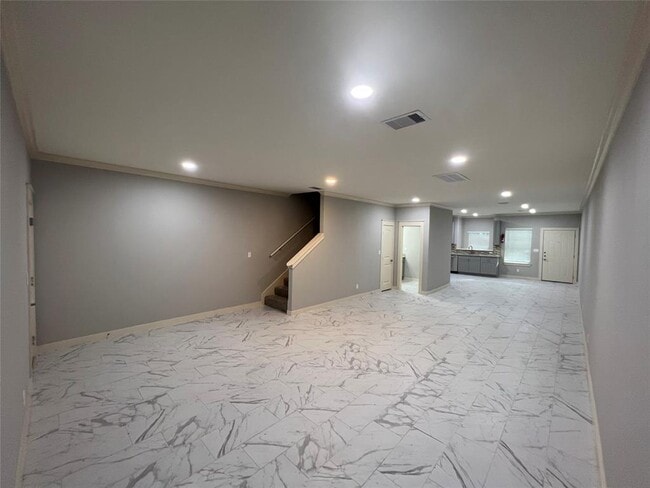Building Photo - 5802 Twisted Pine Ct