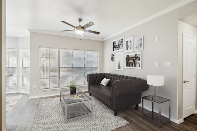 Foto del edificio - St Andrews at River Park Apartments