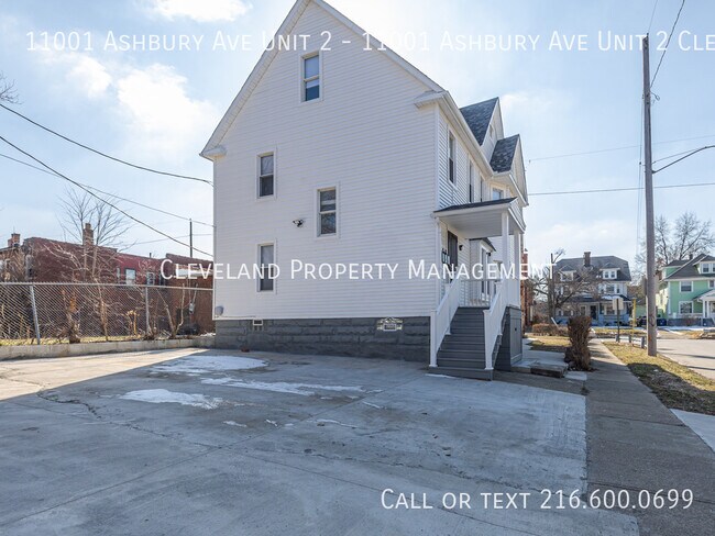 Foto del edificio - 11001 Ashbury Ave