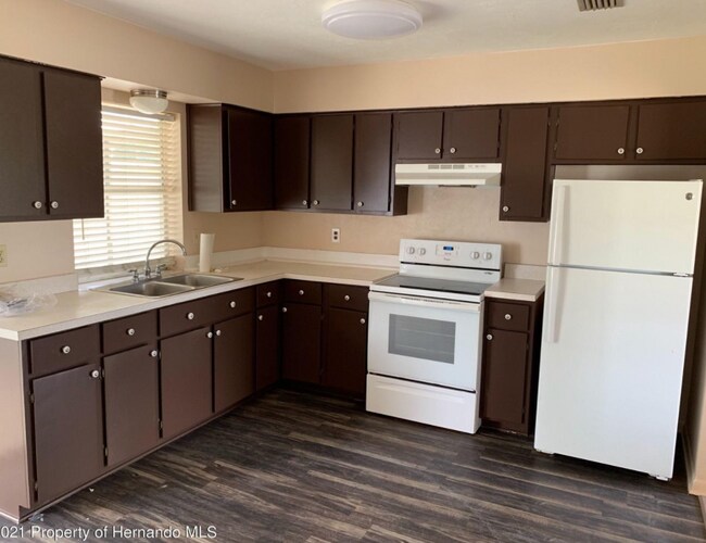Foto del edificio - 7150 Fair Oaks St