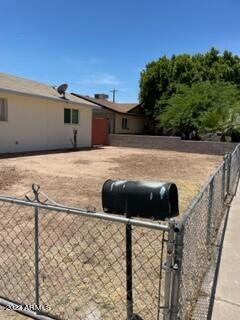 Building Photo - 255 E Garnet Ave