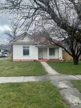 Building Photo - 394 N 300 E