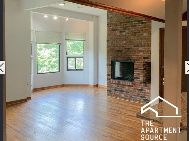 Photo - 877 W Lill Ave Apartment