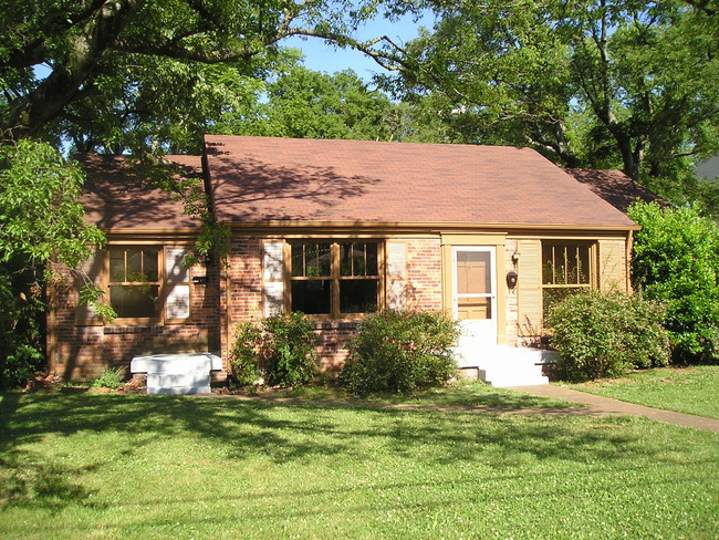 Building Photo - 1902 Natchez Trace