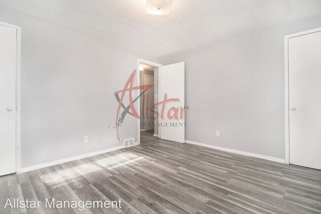 Building Photo - 2 br, 1 bath House - 3119 Cromwell Dr