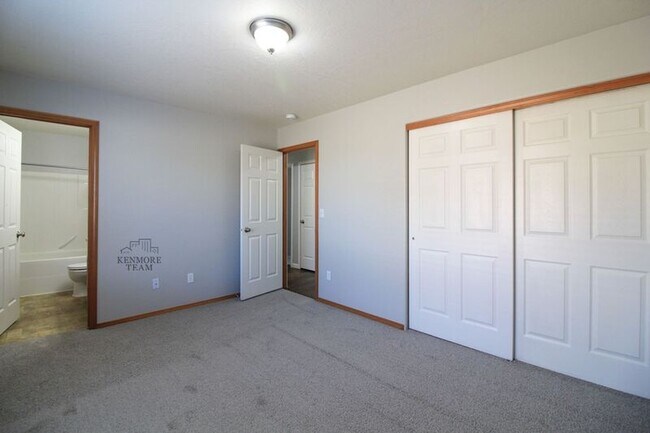 Building Photo - 3312 Keeneland Ln