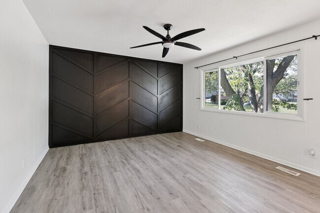 Foto del edificio - Updated Lincoln 3 Bedroom!!