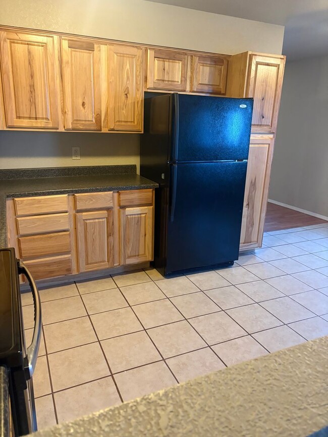 Building Photo - 1926 E 15th St