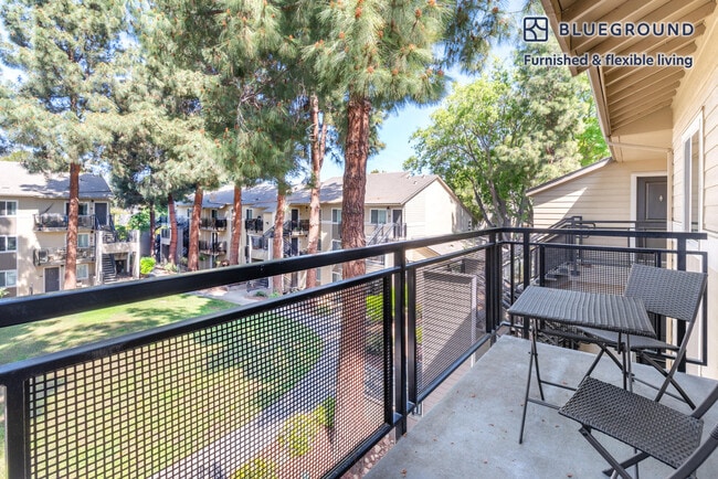Building Photo - 555 El Camino Real