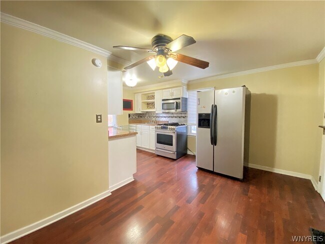 Foto del edificio - 3 Glenwood Ave