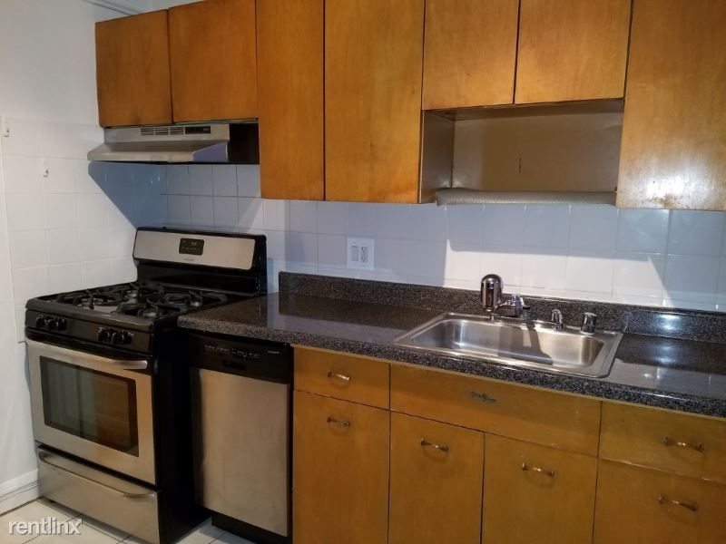 Foto principal - 1643 W Touhy Ave