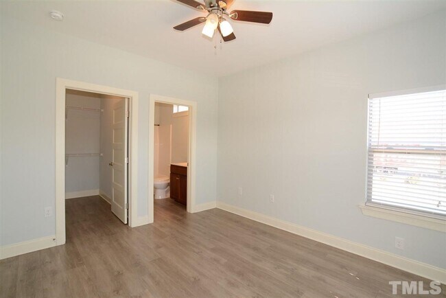 Foto del edificio - North Raleigh 2 bedroom 2 Bath for rent!