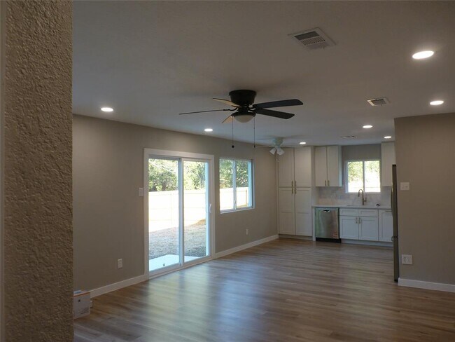 Foto del edificio - 3100 Barnsley Dr