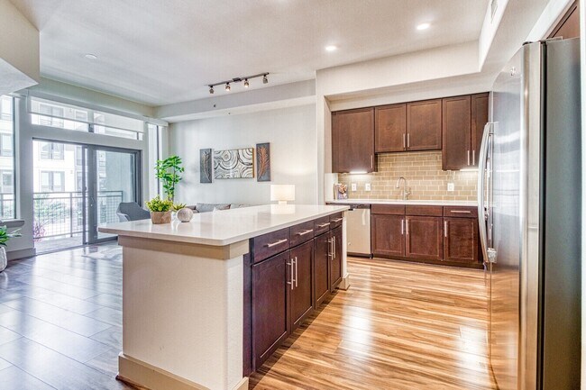 Foto del edificio - Modern Living in Houston’s Heart