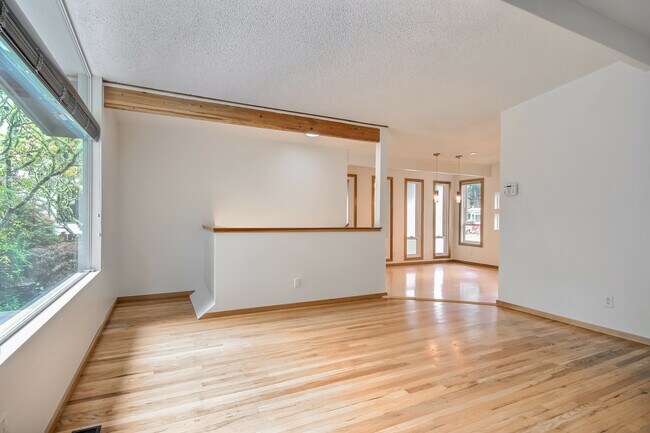 Foto del edificio - 4020 156th Ave SE