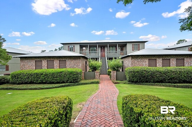Building Photo - 32511 Water View Dr E