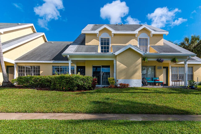 Building Photo - 6299 La Costa Dr
