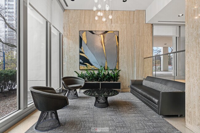 Foto del edificio - 88 W Schiller St