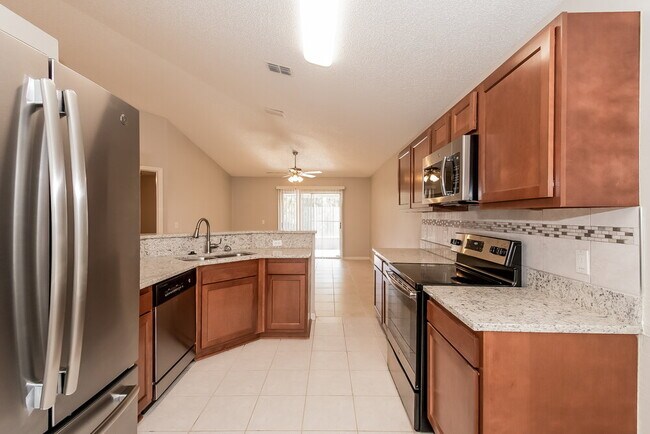 Building Photo - 7390 Overland Park Blvd
