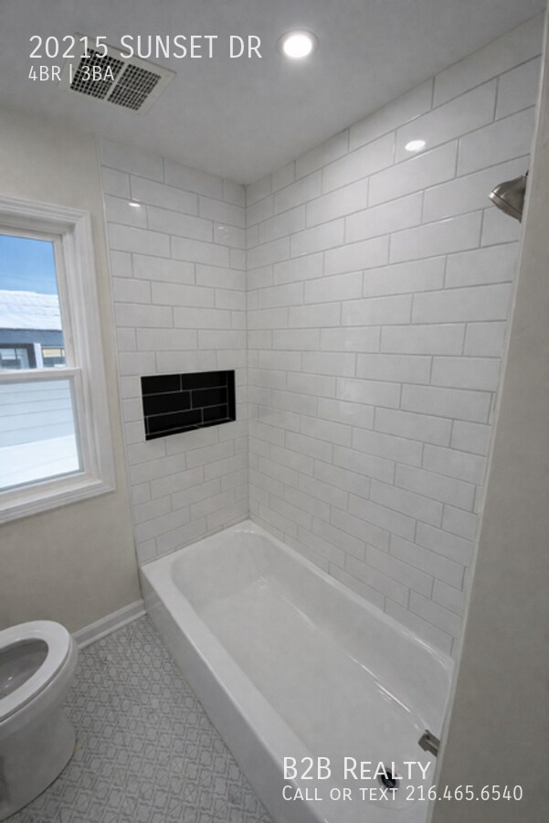 Foto del edificio - 20215 Sunset Dr