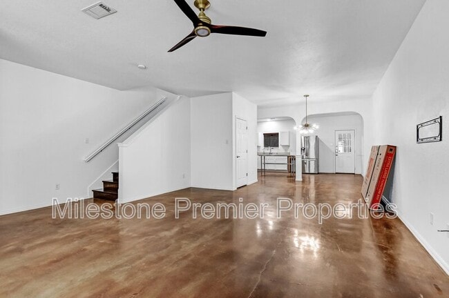 Photo - 207 Starr St House