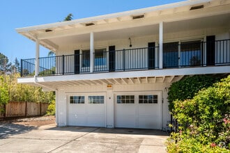 Building Photo - 920 Stagi Ct