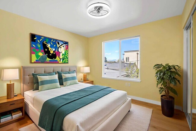 Foto del edificio - 3 Bedroom 2 Bath Apartment